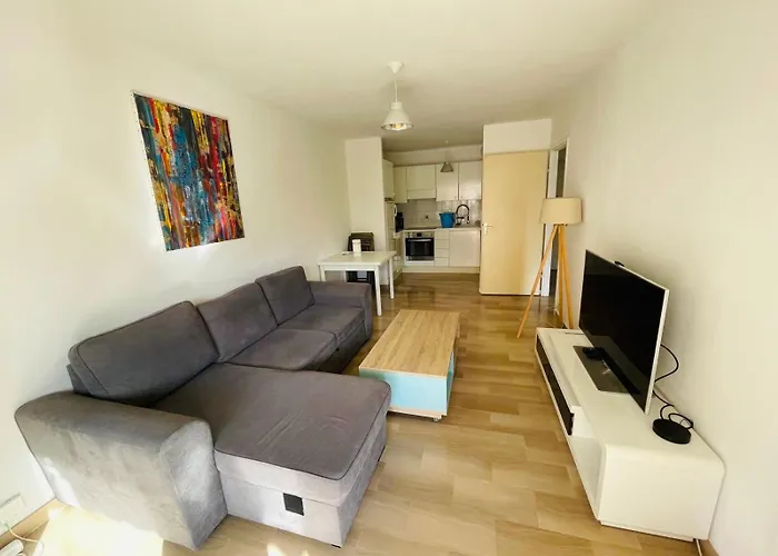 Beach Apartment With Tropical Garden And Mountain View Best Location