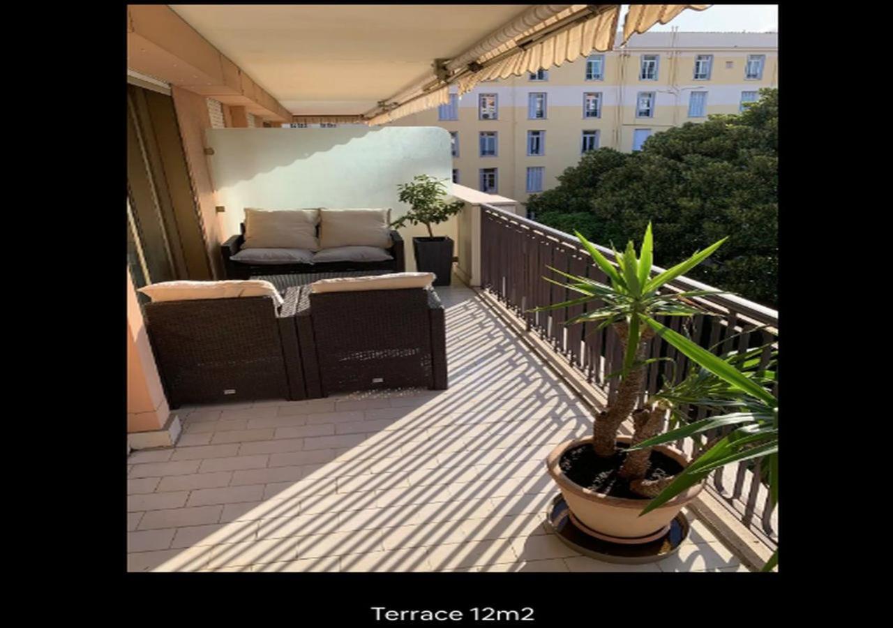 With Tropical Garden And Mountain View Location Menton